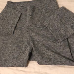 Nike dri-fit Capri leggings